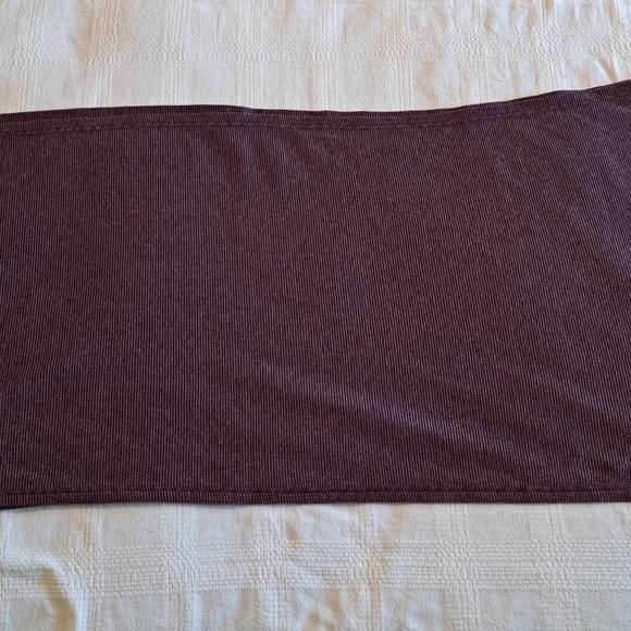 Duluth Trading Co women's burgundy & white microwaffle convertible scarf New - Picture 5 of 5